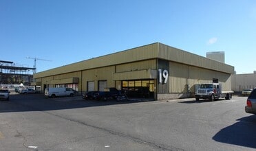 2900 S Highland Dr, Las Vegas, NV for lease Building Photo- Image 1 of 1