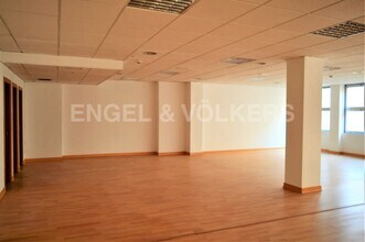Office in Barcelona, Barcelona for lease Interior Photo- Image 1 of 3
