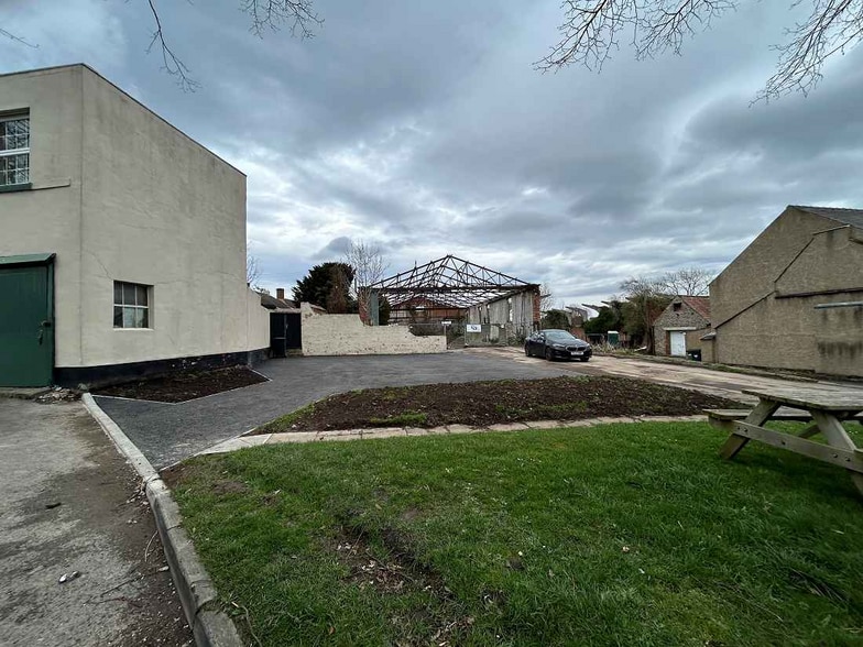 Silver St, Richmond for sale - Building Photo - Image 3 of 7