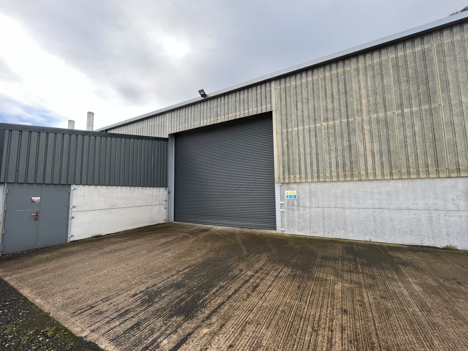 1 Kirkbride Airfield, Kirkbride for lease Building Photo- Image 1 of 1