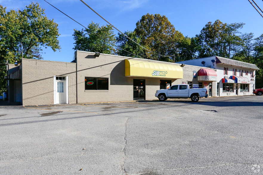 4768-4770 US Route 60, Huntington, WV à vendre - Photo principale - Image 1 de 1