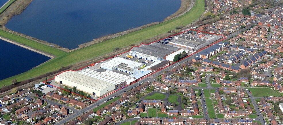 Corporation Rd, Manchester à louer - Photo du bâtiment - Image 1 de 25