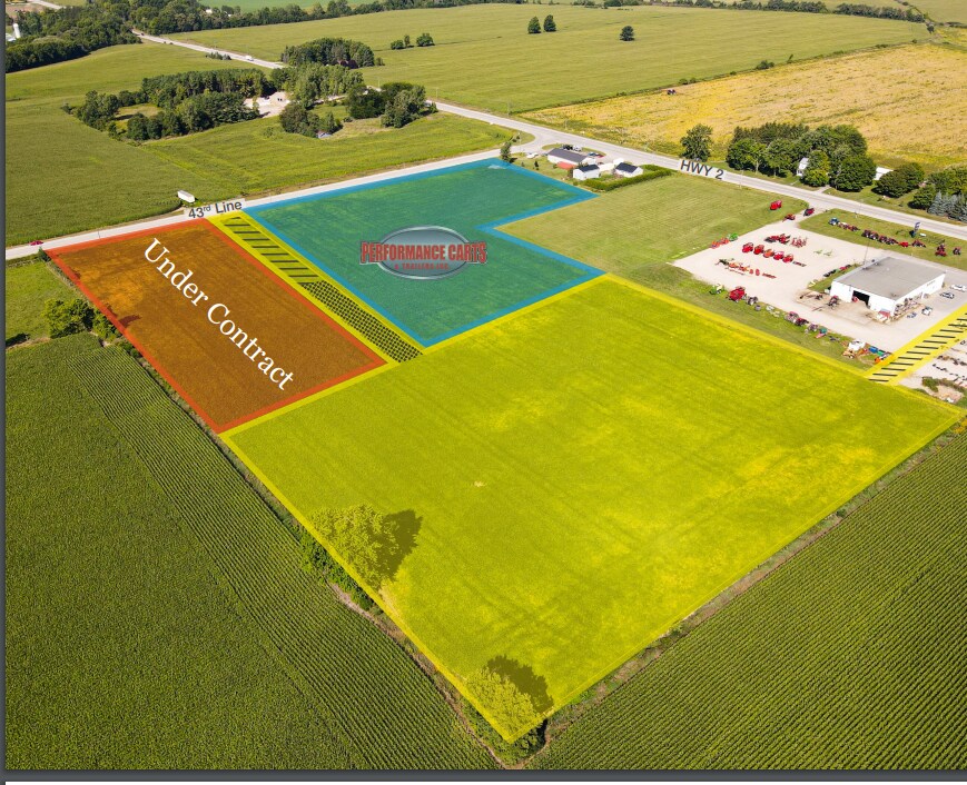 74-102 Bridge St, Bradford West Gwillimbury, ON à vendre Photo du bâtiment- Image 1 de 2