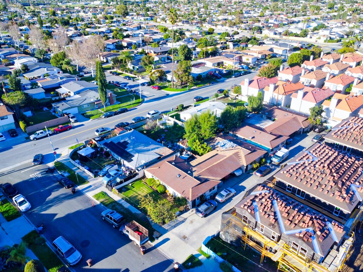 14309 Beckner St, La Puente, CA 91744 - Unit 4 -  - Interior Photo - Image 1 of 14