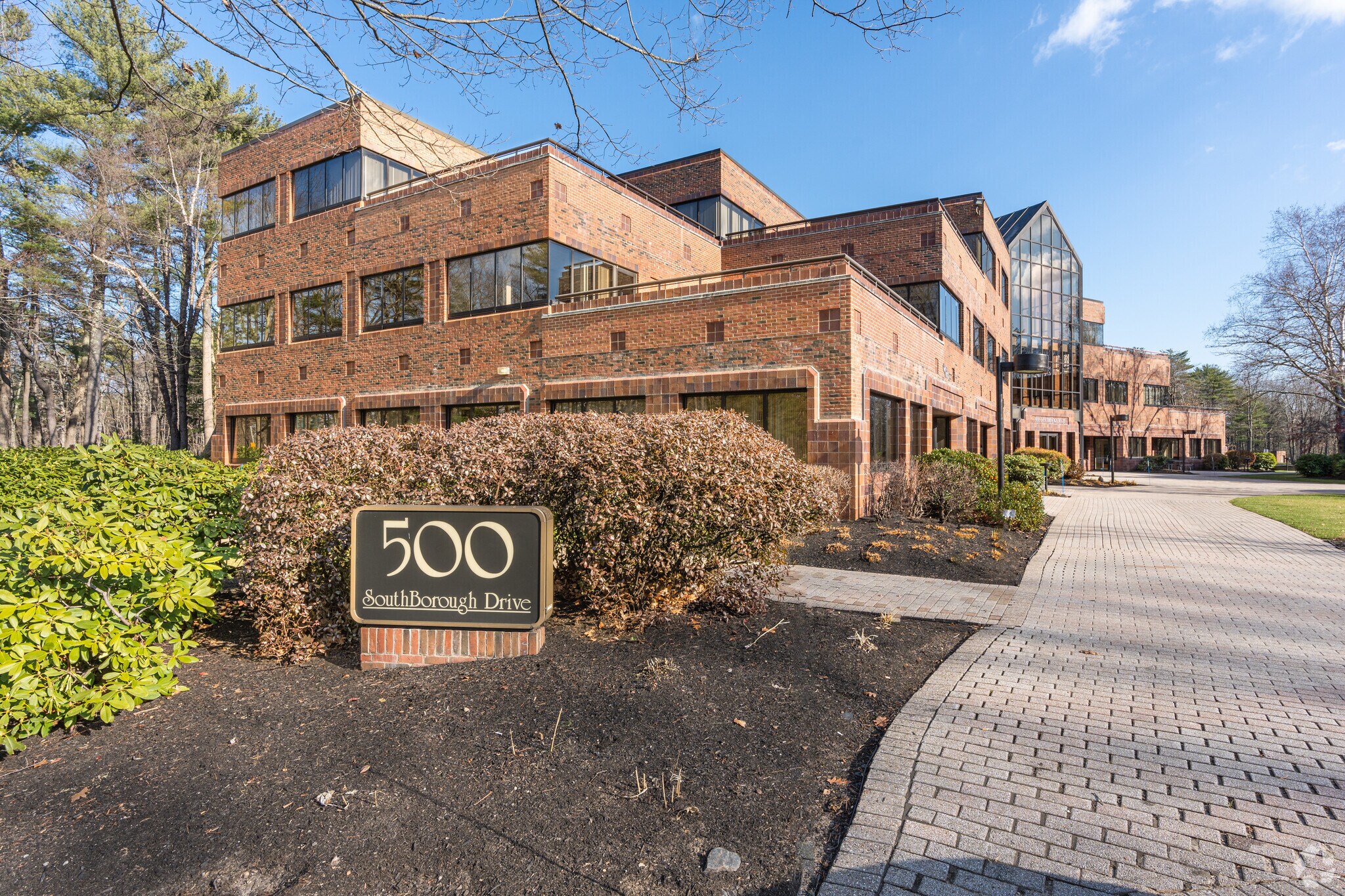 500 Southborough Dr, South Portland, ME à louer Photo principale- Image 1 de 27