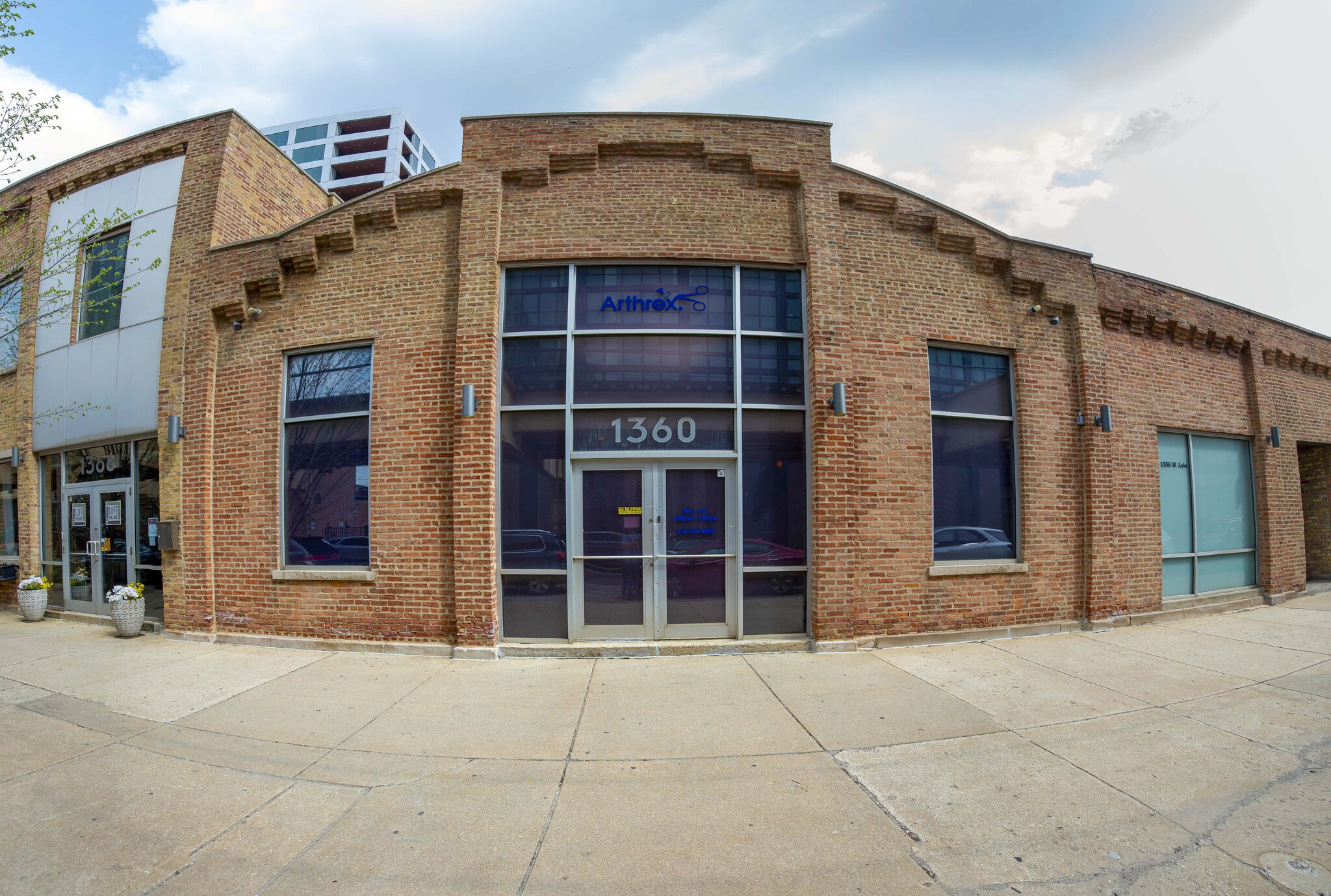 1360 W Lake St, Chicago, IL à louer Photo du bâtiment- Image 1 de 15