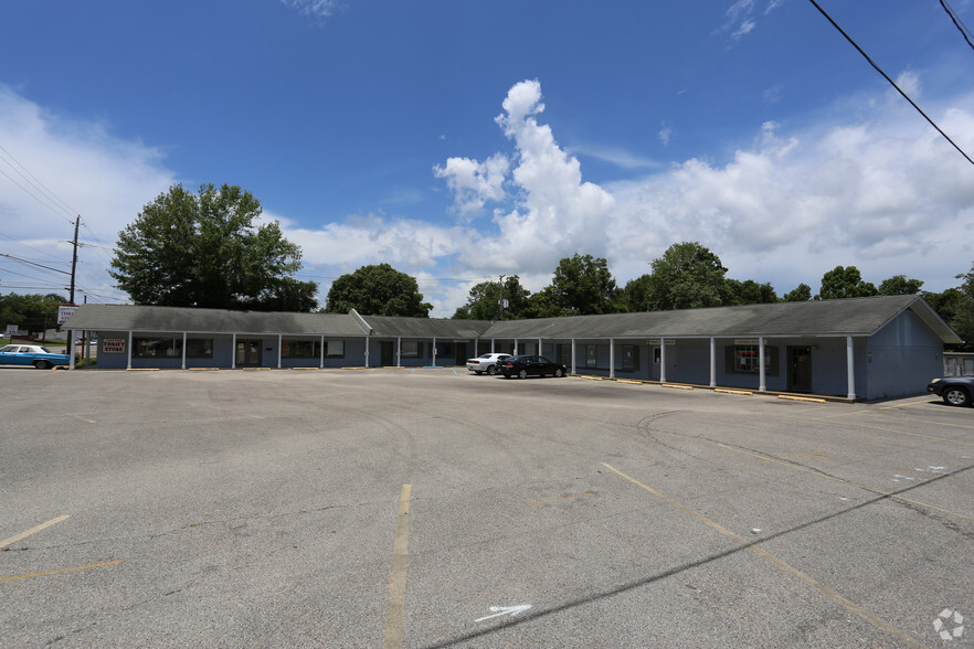 1900 Pass Rd, Gulfport, MS for sale - Primary Photo - Image 1 of 1