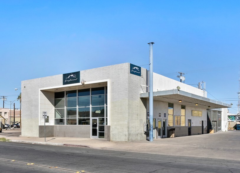 460 W State St, El Centro, CA à vendre - Photo du bâtiment - Image 1 de 10