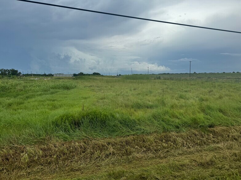 111 Klauke rd, Rosenberg, TX à vendre - Photo principale - Image 2 de 12