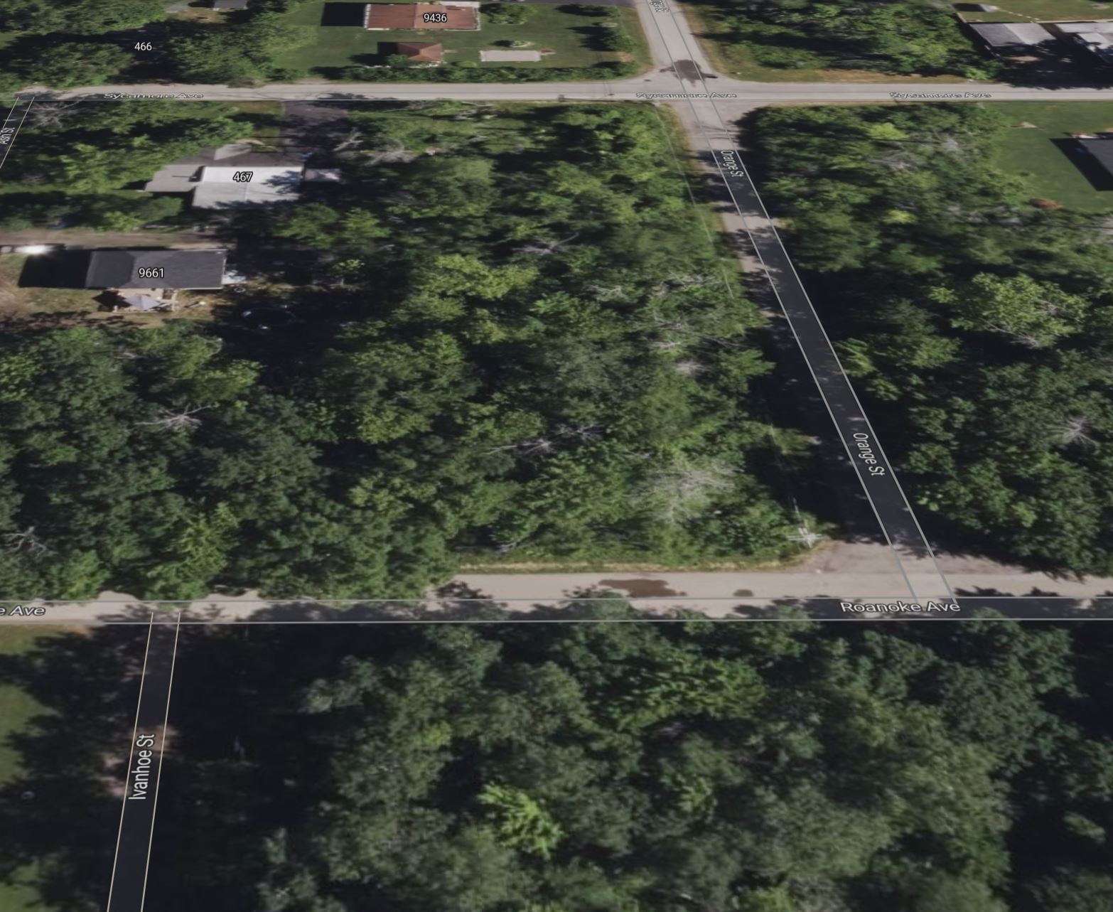 Roanoke Ave, Angola, NY à vendre Photo principale- Image 1 de 6