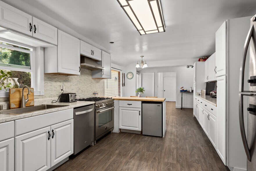 604 Live Oak Ave, Sebastopol, CA à vendre - Photo intérieure - Image 3 de 13