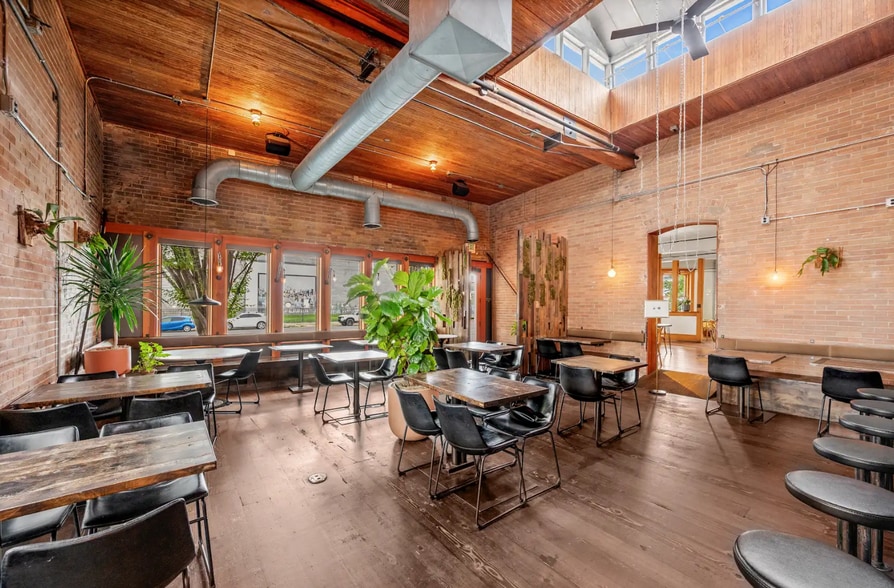 235 S 400 W, Salt Lake City, UT for lease - Interior Photo - Image 2 of 17