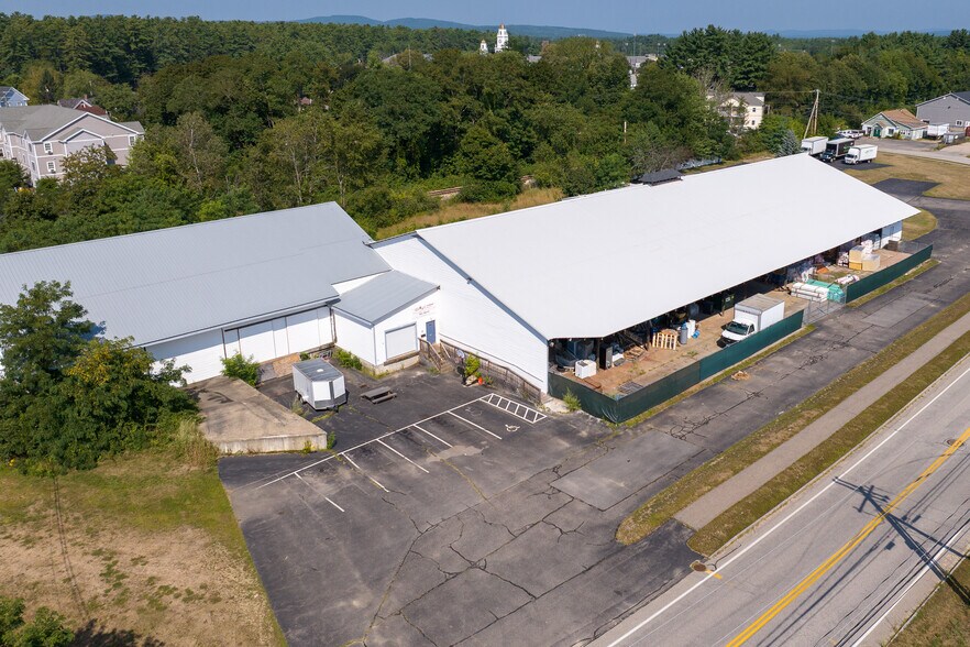 54 Allen St, Rochester, NH à vendre - Photo du bâtiment - Image 2 de 6