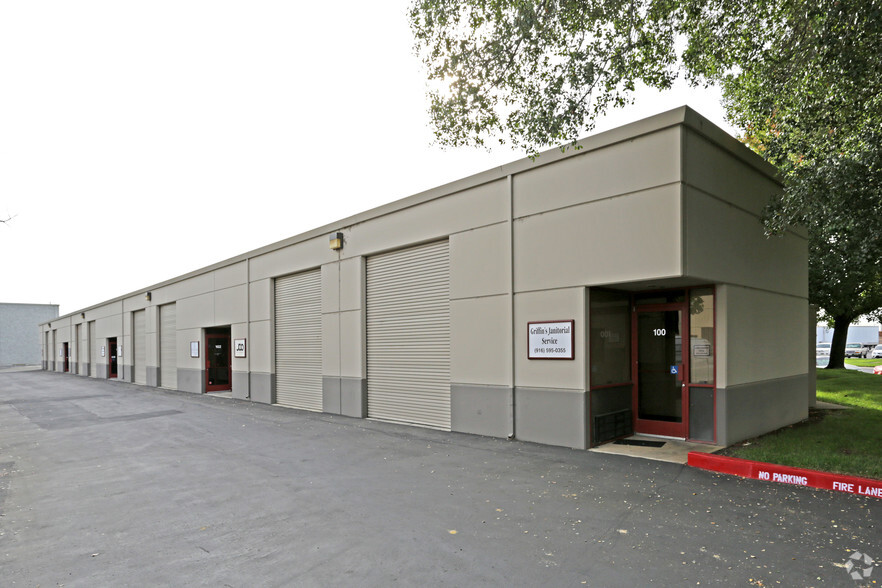 5451 Warehouse Way, Sacramento, CA for lease - Building Photo - Image 2 of 4