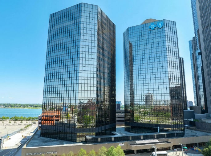 500 Renaissance Ctr, Detroit, MI for lease - Building Photo - Image 3 of 16