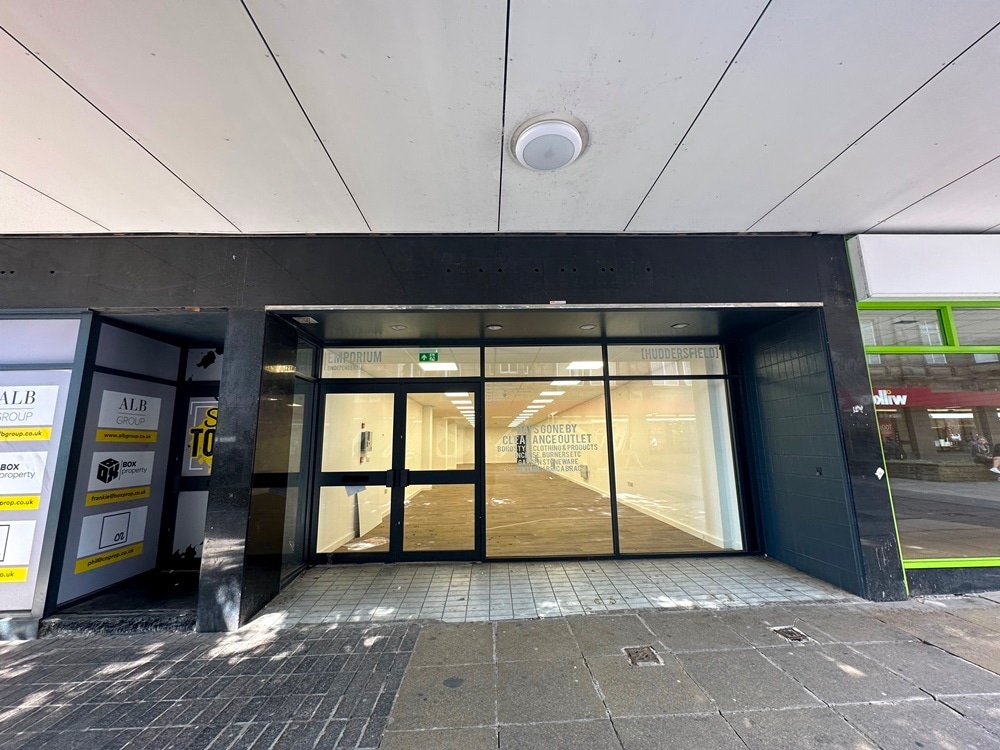 108-110 New St, Huddersfield à vendre Photo principale- Image 1 de 5