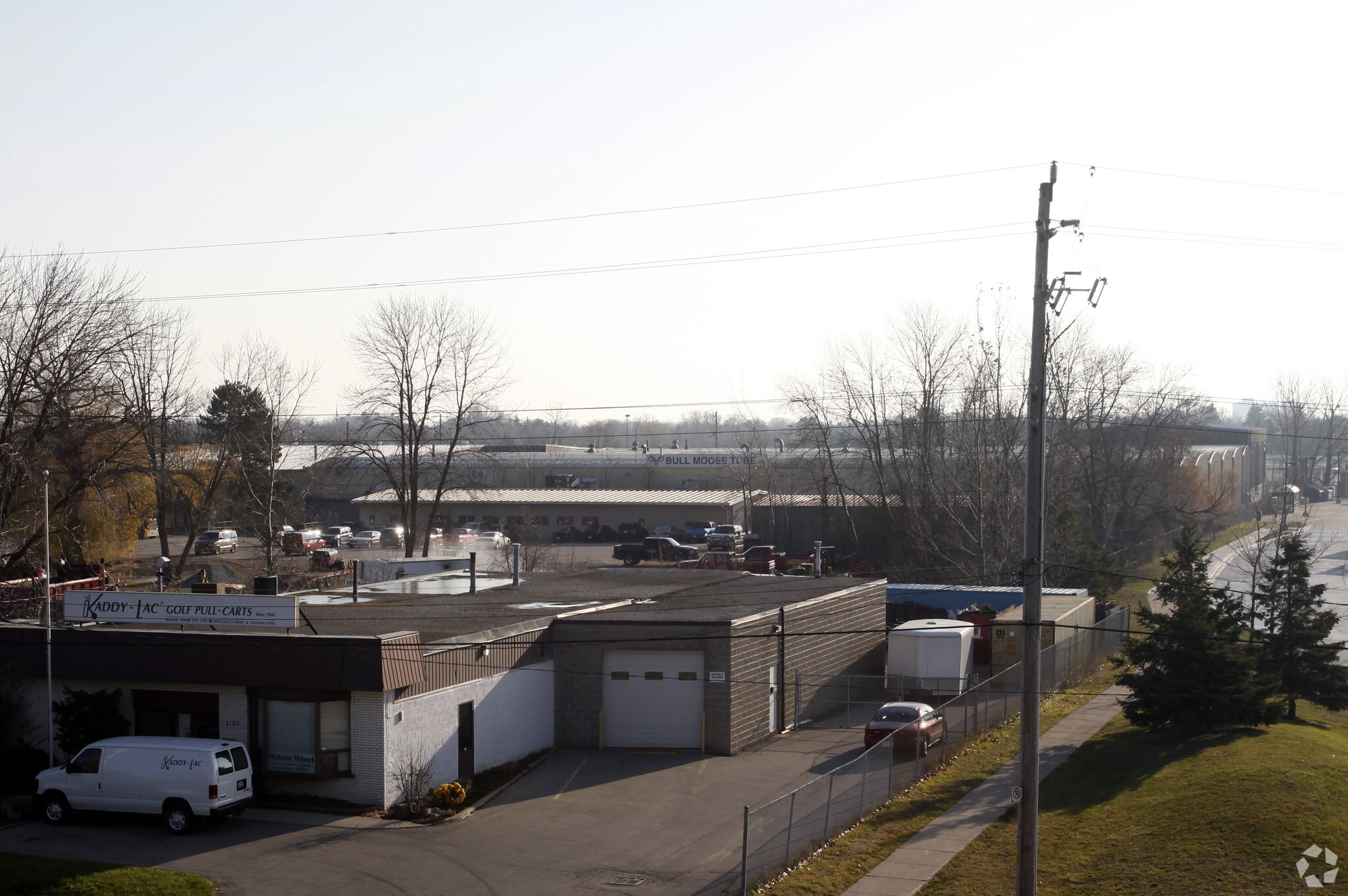 2170 Queensway Dr, Burlington, ON for lease Primary Photo- Image 1 of 3