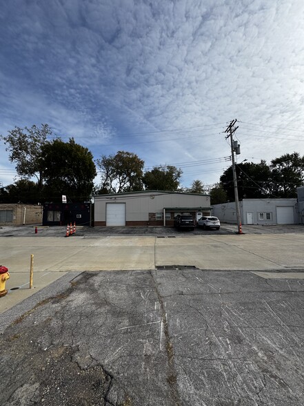 6128 Madison Ave, Berkeley, MO for sale - Building Photo - Image 2 of 15