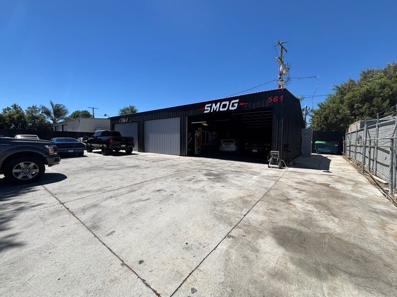 561 N Palm Ave, Hemet, CA for sale - Building Photo - Image 2 of 11