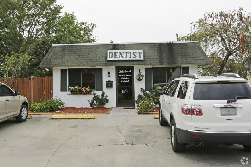 316 Trinidad Ave, Clewiston, FL à vendre - Photo du bâtiment - Image 3 de 4