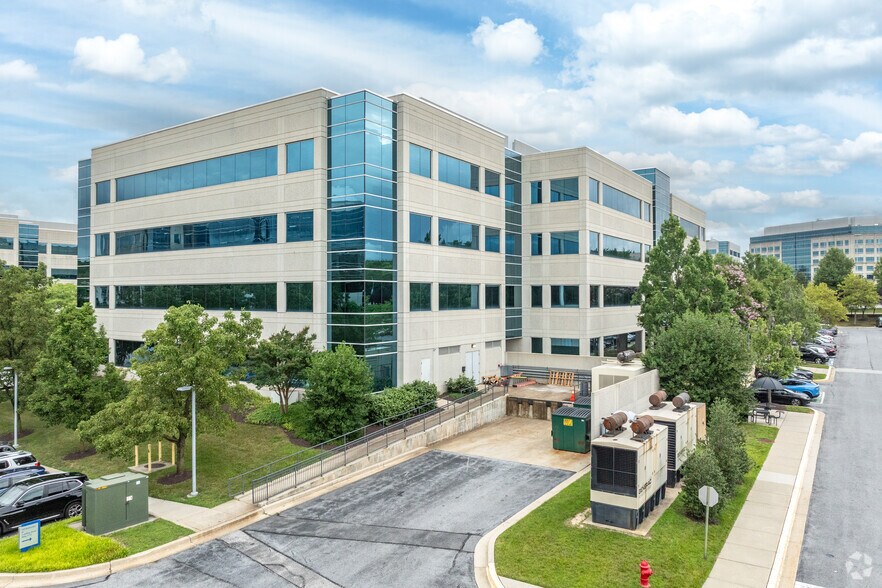 2721 Technology Dr, Annapolis Junction, MD à louer - Photo du bâtiment - Image 2 de 5