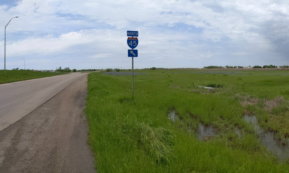 TBD S I-45 Tract 5, Ennis, TX for sale - Building Photo - Image 3 of 15