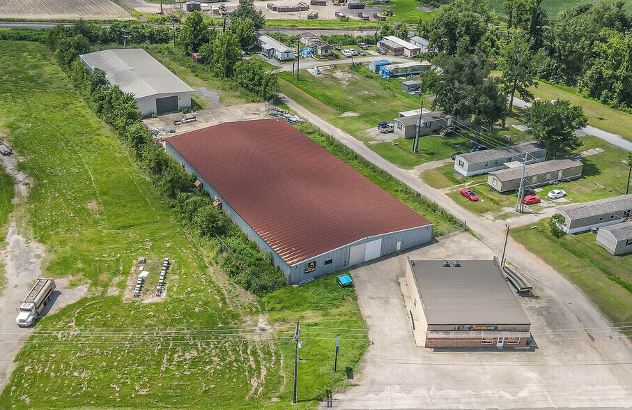 702 E Airline Hwy, Gramercy, LA à vendre - Photo du bâtiment - Image 2 de 6