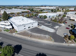 5801 Redwood Dr, Rohnert Park, CA - AERIAL map view