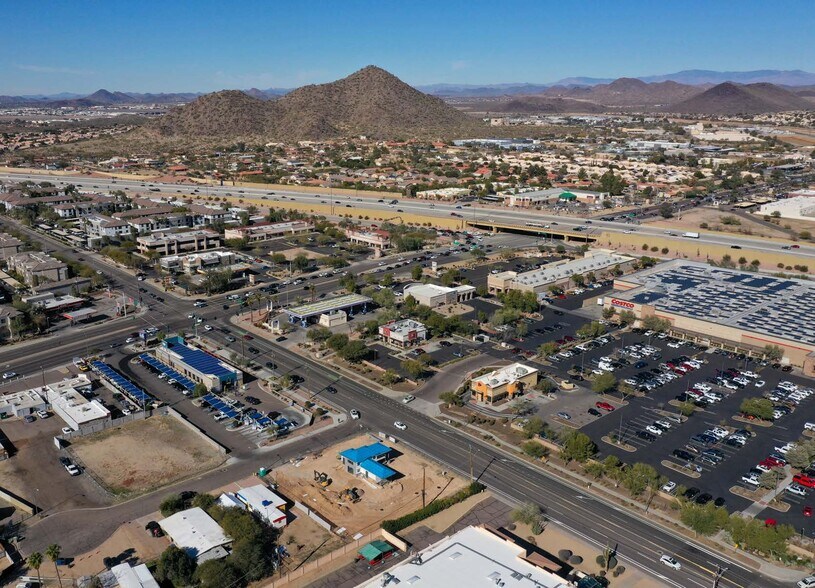 2420 E Beardsley Rd, Phoenix, AZ à louer - Photo du bâtiment - Image 3 de 3