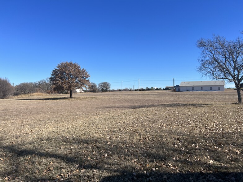 4925 North Hwy 81, Duncan, OK for lease - Building Photo - Image 2 of 13