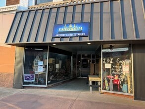 409-411 W Chickasha Ave, Chickasha, OK for lease Building Photo- Image 1 of 1