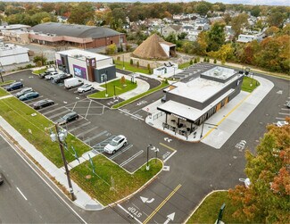 Plus de détails pour Starbucks & Taco Bell, Franklin Square – Commerce de détail à vendre, Franklin Square, NY