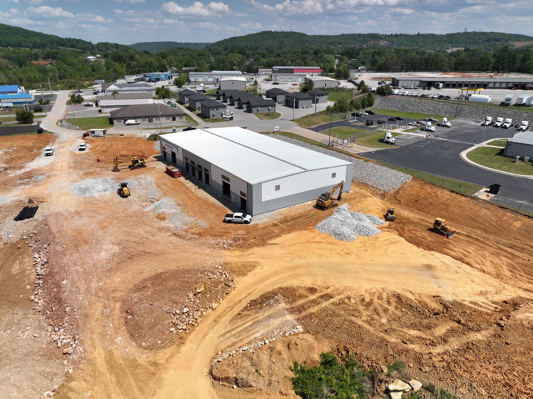 241 Hub Cir, Cookeville, TN for lease Building Photo- Image 1 of 6