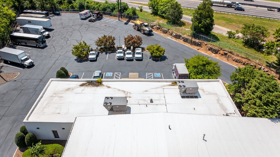 115 Haywood Ln, Antioch, TN for lease - Building Photo - Image 3 of 3