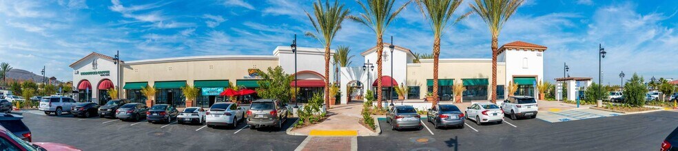 15855 Soquel Canyon Pky, Chino Hills, CA à louer - Photo du bâtiment - Image 2 de 6