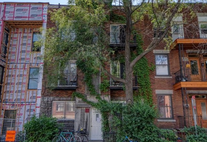 2044-2052 Rue Masson, Montréal, QC for sale - Primary Photo - Image 1 of 1