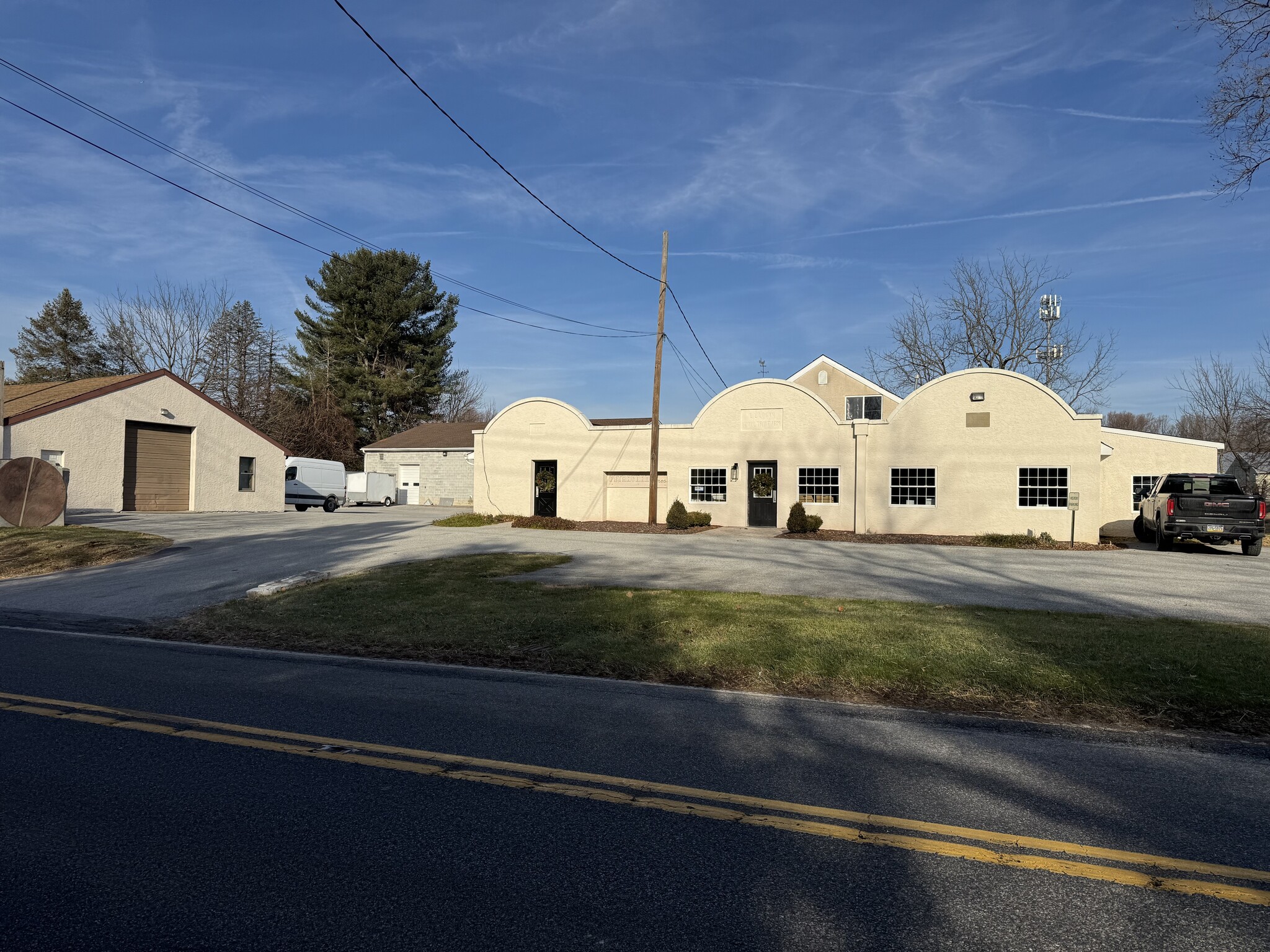421 W Street Rd, Kennett Square, PA for sale Primary Photo- Image 1 of 21