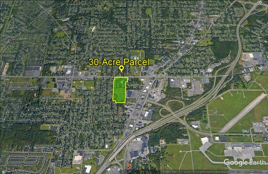 5300 W Taft Rd, Syracuse, NY à vendre - Photo du bâtiment - Image 2 de 7