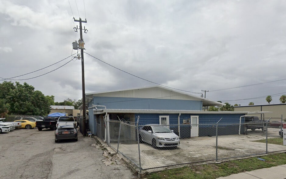 2223 9th St, Bradenton, FL for sale - Primary Photo - Image 2 of 5