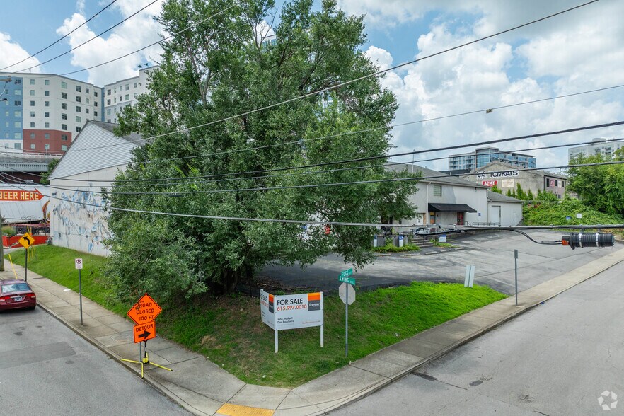 801 Ewing, Nashville, TN for sale - Primary Photo - Image 1 of 4