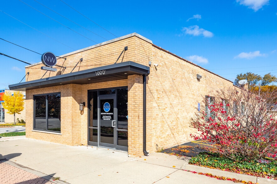 1000 E Northwest Hwy, Mount Prospect, IL for lease - Primary Photo - Image 1 of 3