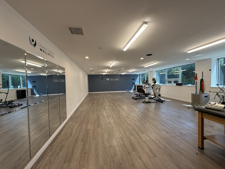 1968 Second Ave, New York, NY for lease - Interior Photo - Image 2 of 13