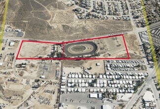 5001 N Chester Ave, Bakersfield, CA - AÉRIEN  Vue de la carte - Image1