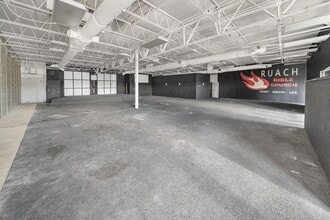 6161 S 33rd West Ave, Tulsa, OK for lease Interior Photo- Image 1 of 10