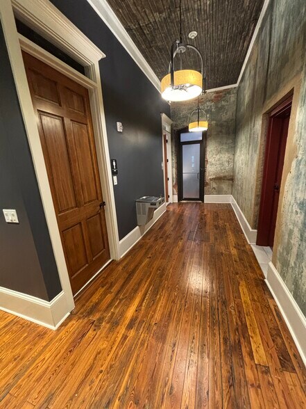 18 E Candler St, Winder, GA à louer - Photo du bâtiment - Image 3 de 8