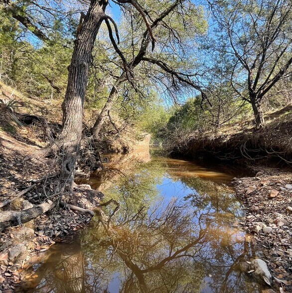 986 US-183 Hwy, Goldthwaite, TX à vendre - Photo du bâtiment - Image 3 de 11