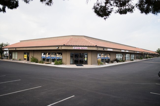 Plus de détails pour 155 Glendale Ave, Sparks, NV - Local d'activités à louer