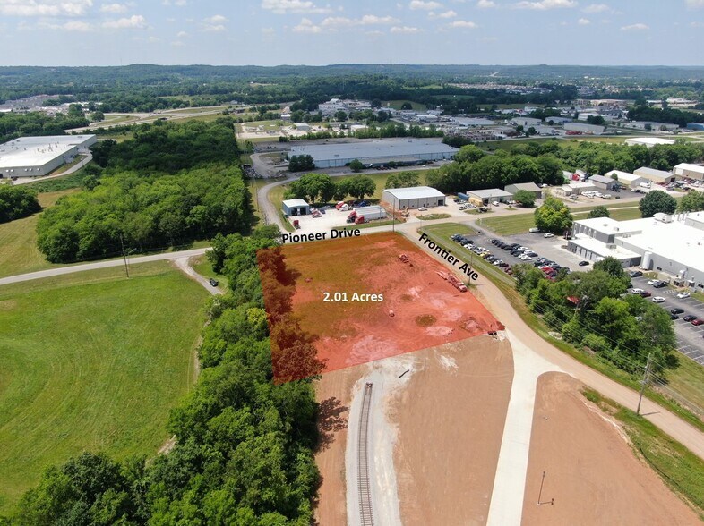 2808 Pioneer Dr, Bowling Green, KY for lease - Building Photo - Image 2 of 5