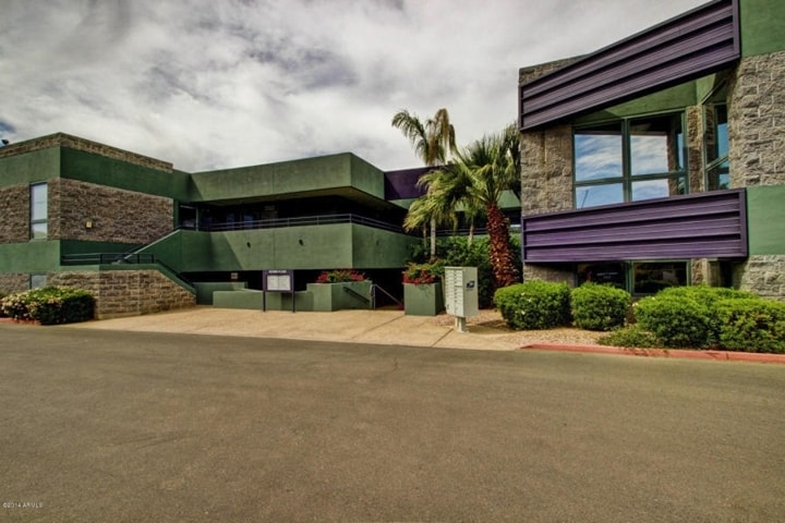 7633 E Acoma Dr, Scottsdale, AZ for lease - Building Photo - Image 3 of 11