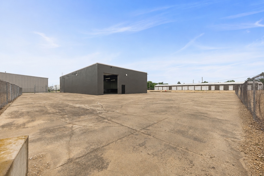 103 Quarry Rd, Rochelle, IL for sale - Building Photo - Image 3 of 20